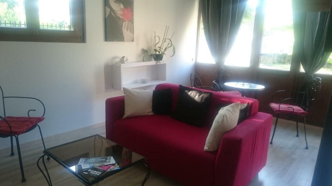 Apartament Le Vieux Pressoir Saint-Germain-lès-Arlay Zewnętrze zdjęcie