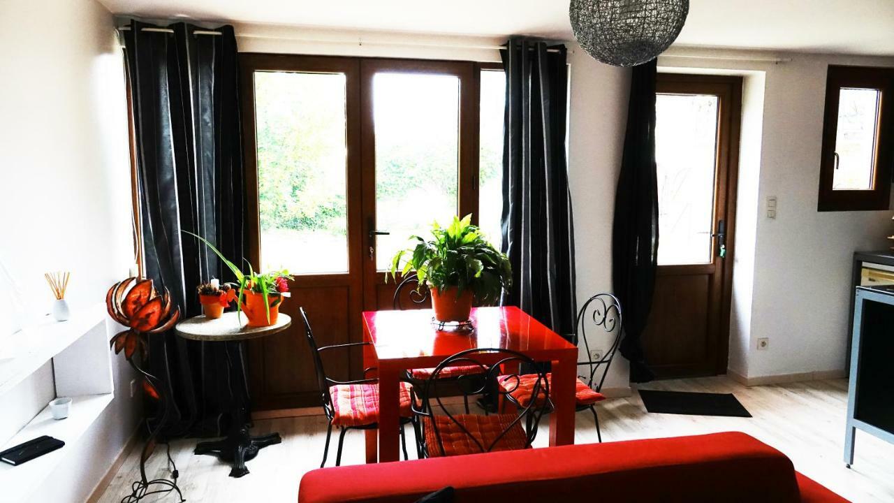 Apartament Le Vieux Pressoir Saint-Germain-lès-Arlay Zewnętrze zdjęcie